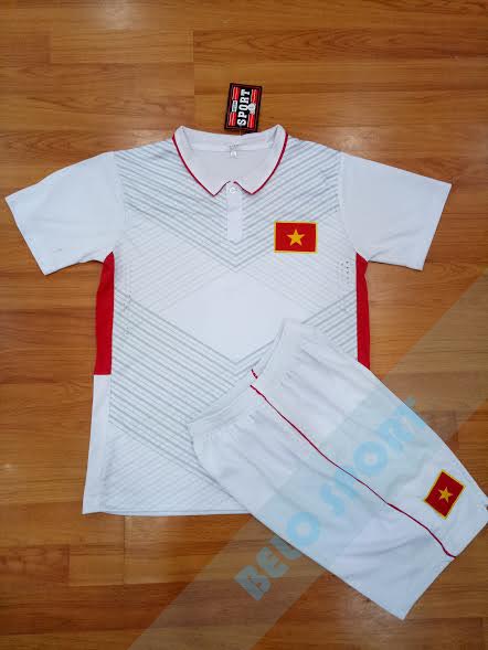 Áo bóng đá đội tuyển Việt Nam trắng  2017-2018
