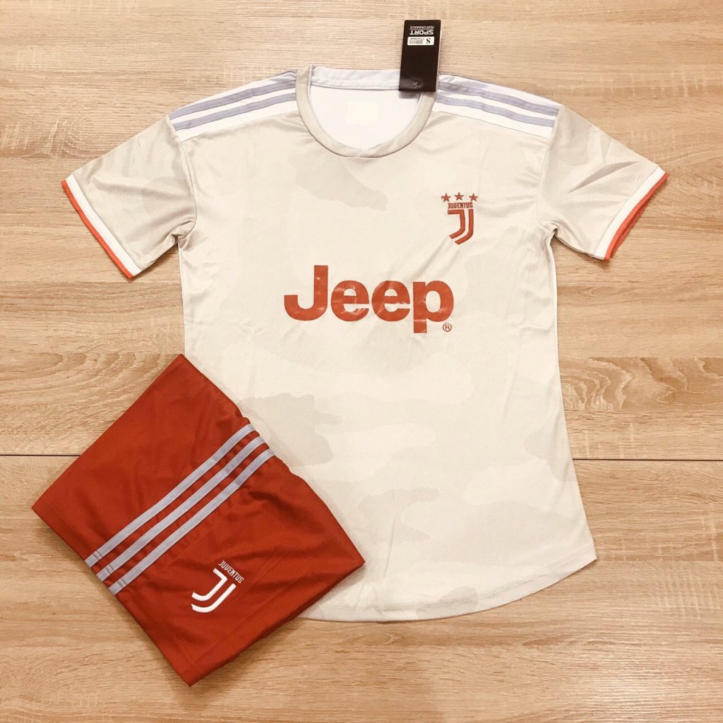 Áo bóng đá CLB Juventus màu trắng đỏ