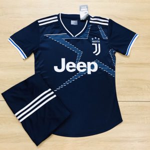 Áo bóng đá CLB Juventus màu xanh đậm