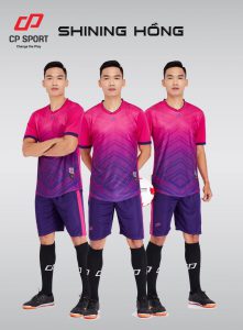 Áo bóng đá CP Shining màu hồng năm 2020