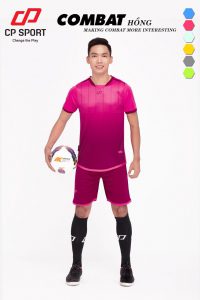 Áo bóng đá CP Combat màu hồng năm 2020