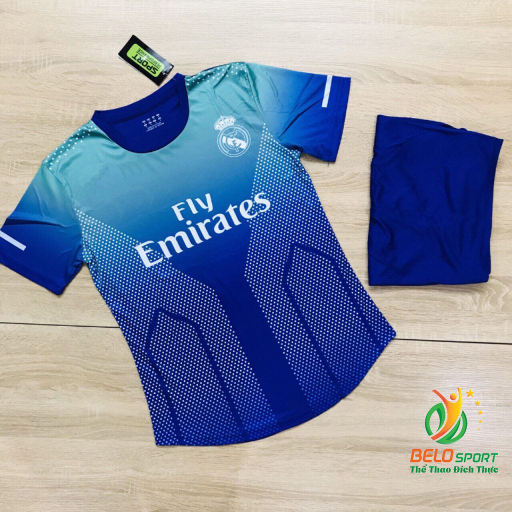Áo bóng đá CLB Real Madrid màu xanh dương mới nhất năm 2020