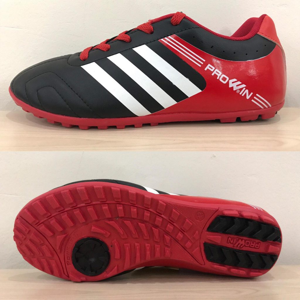 Giày bóng đá Prowin 3 sọc màu đen phối đỏ mới nhất 2020