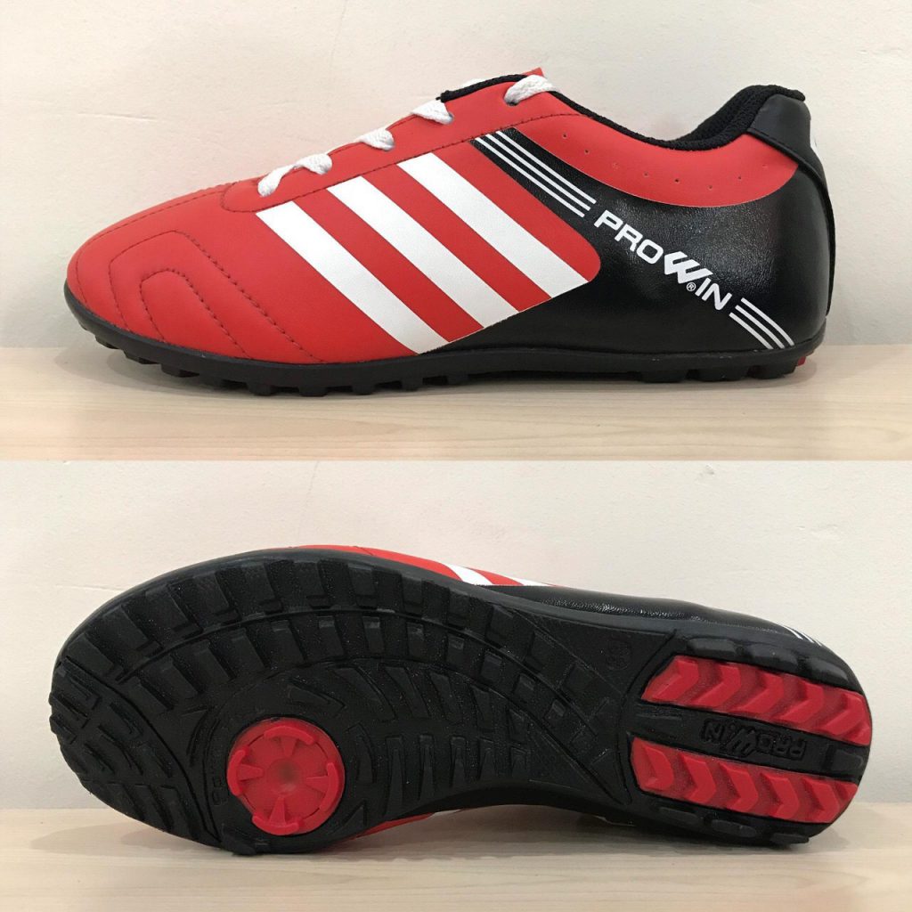 Giày bóng đá Prowin 3 sọc màu đỏ phối đen mới nhất 2020
