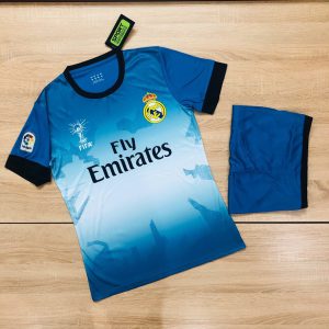 Áo bóng đá CLB Real Madrid màu xanh dương mới nhất 2020