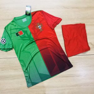 Áo bóng đá đội tuyển Bồ Đào Nha màu xanh lá phối đỏ mới nhất 2020