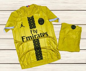 Áo bóng đá CLB Paris Saint Germain màu vàng mùa hè năm 2020