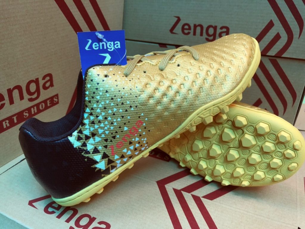 Giày bóng đá Zenga màu vàng chuẩn form chân người Việt
