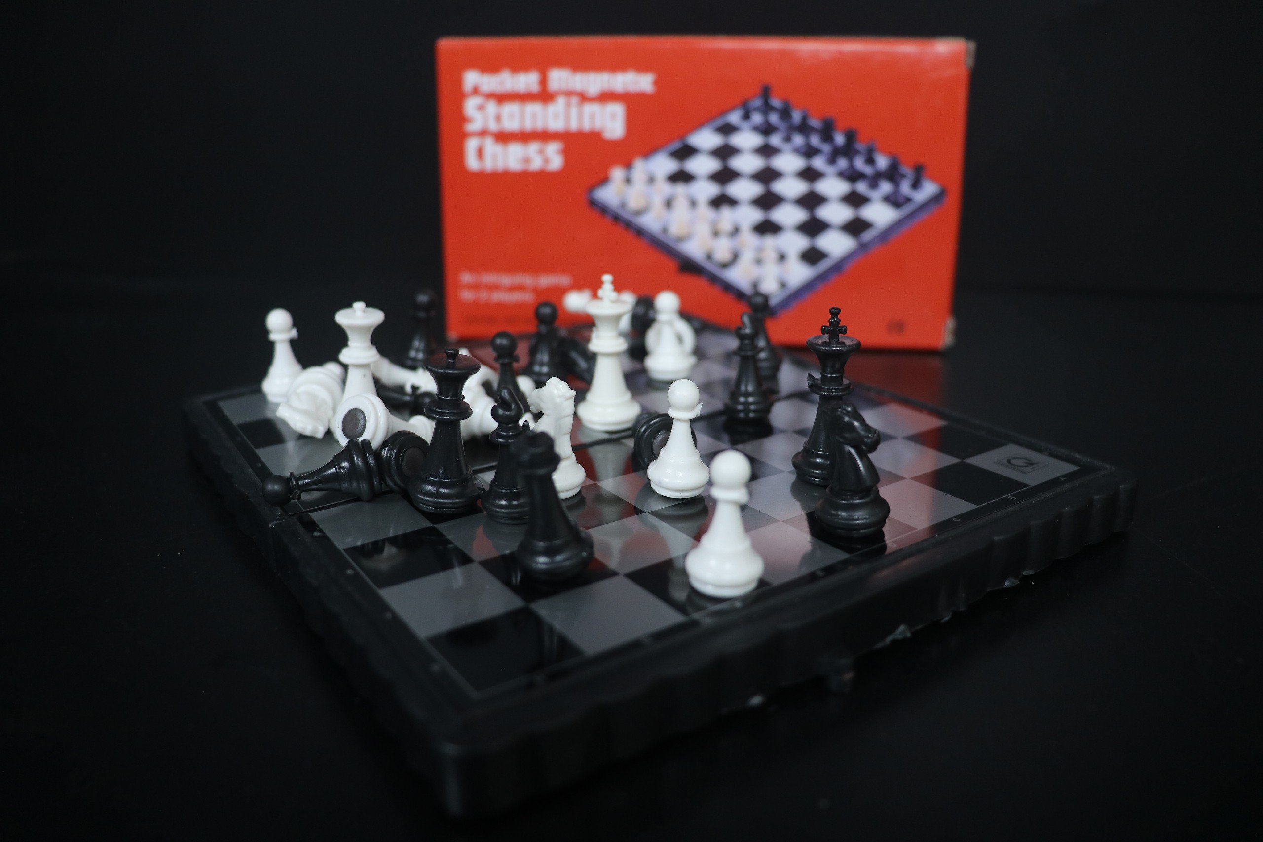 Bộ cờ vua Standing Chess